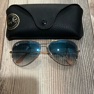 Ray-Ban 58 mm Aviators gold frame with blue gradient lenses